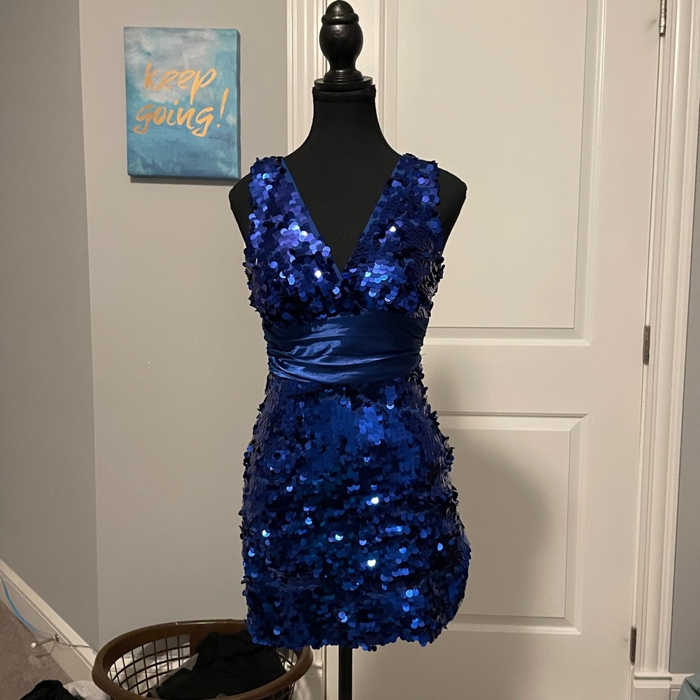 Akribos XXIV Sapphire Blue Sequin Dress